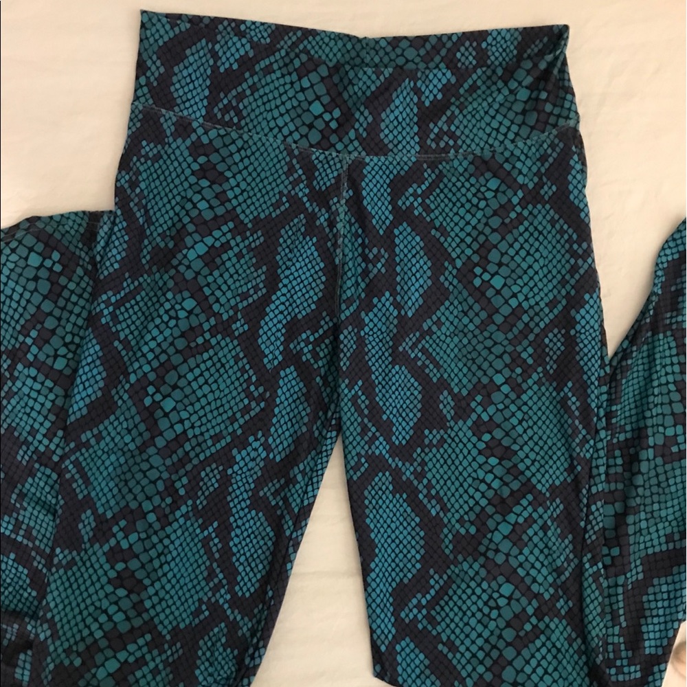 Crazy Train bell bottom leggings